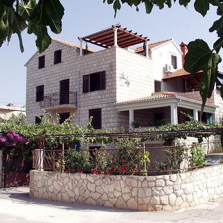 Villa Sofija Supetar Exterior foto